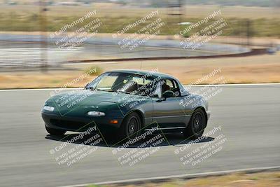 media/Jun-01-2025-VIP Trackdays (Sun) [[b20349723e]]/C Group/Session 2 (Turns 7 and 8)/